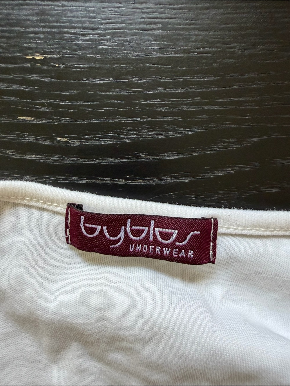 Byblos Cream Tie-Front Long Sleeve Lace-Cuff Crop Top - Picture 2 of 3